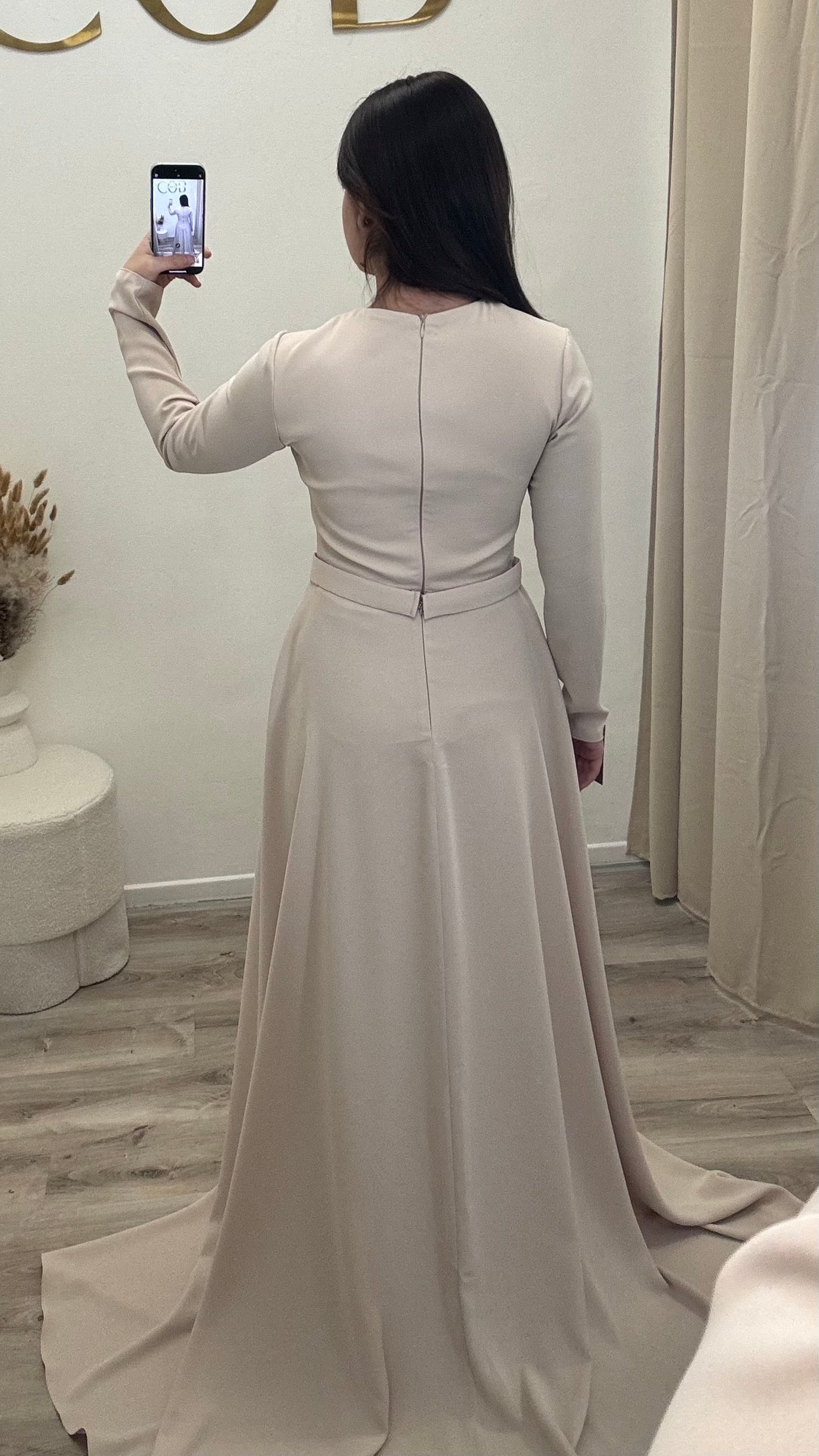 Reyna elbisesi