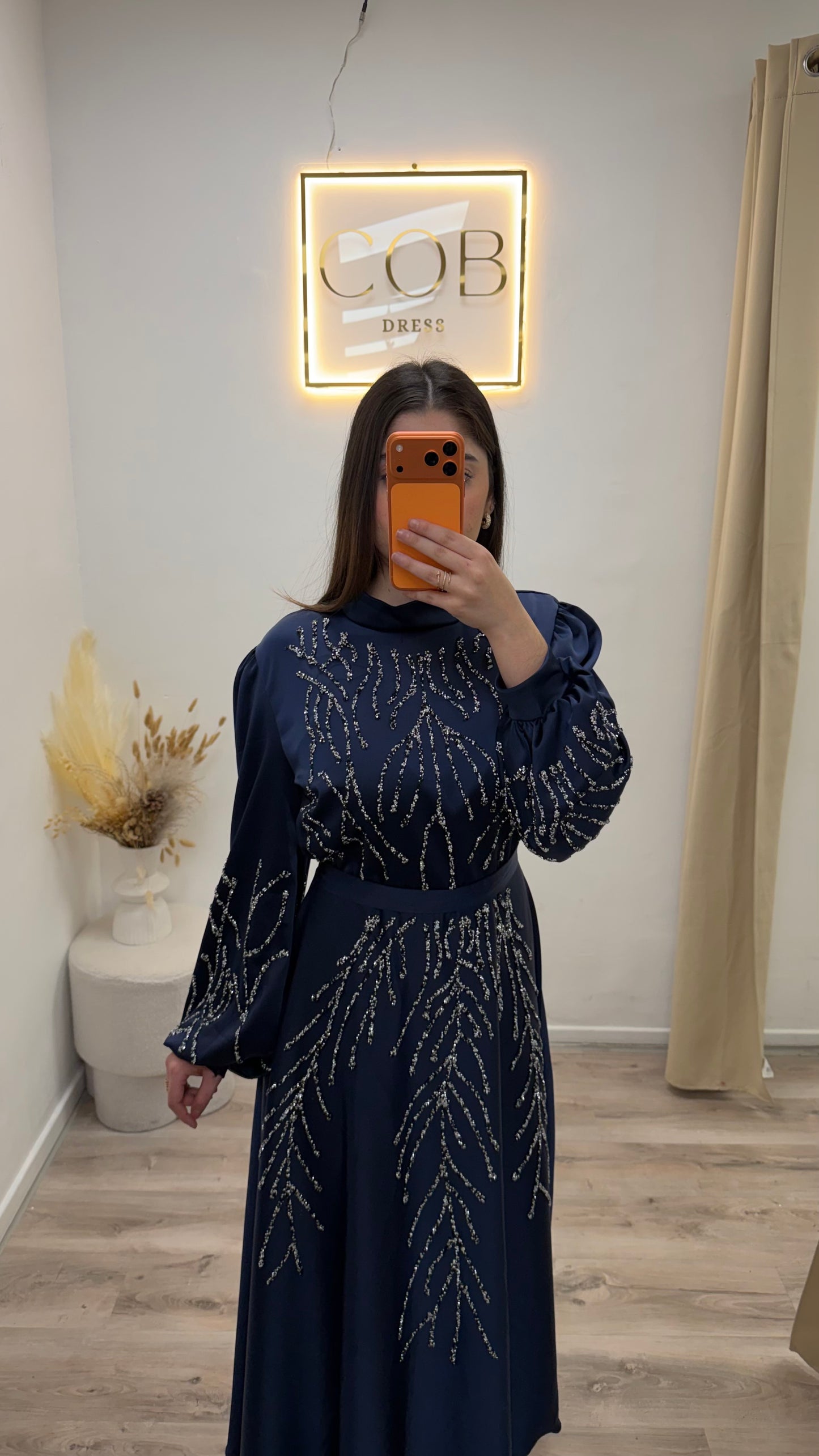 Ayna elbisesi