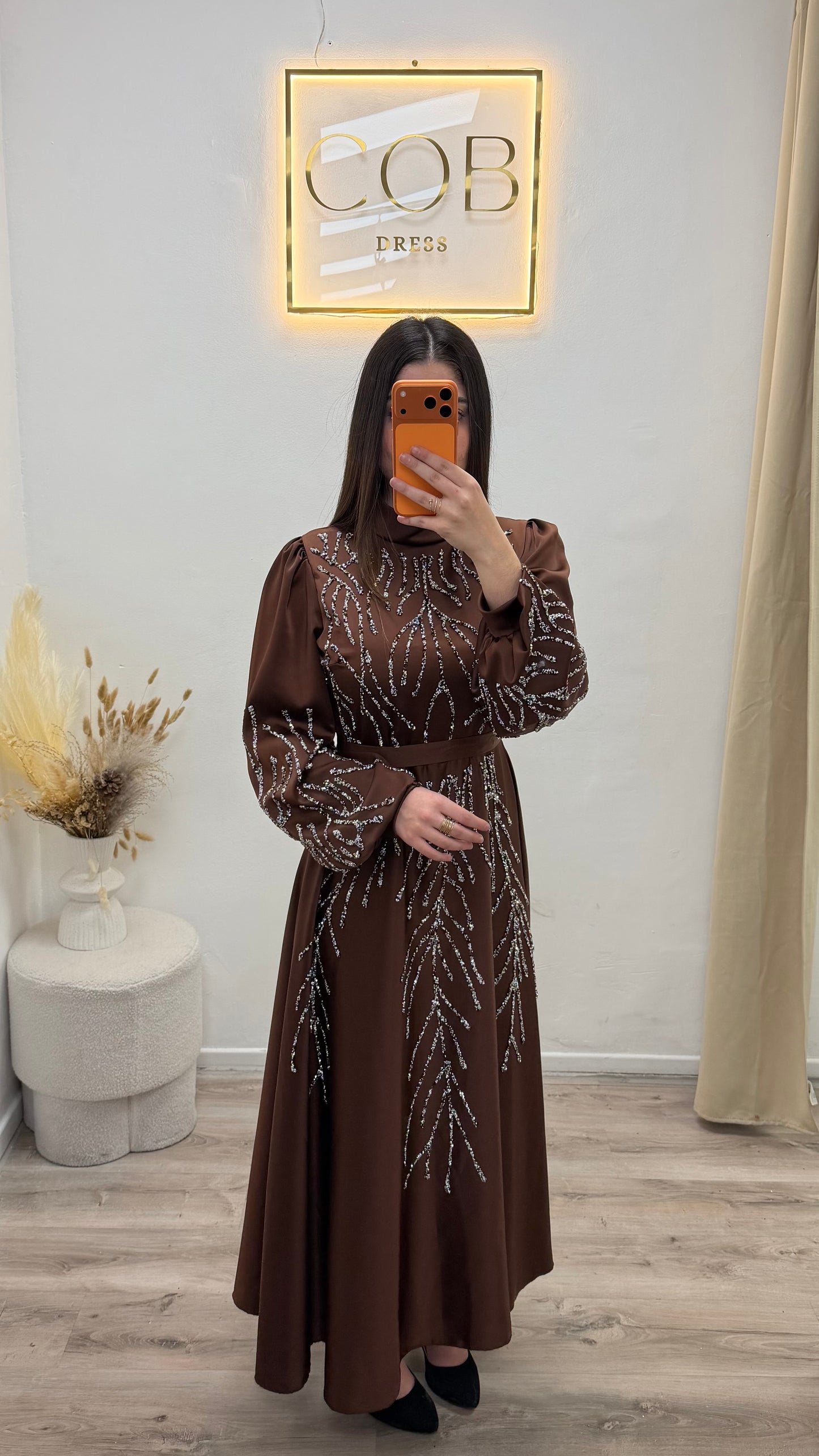 Ayna elbisesi